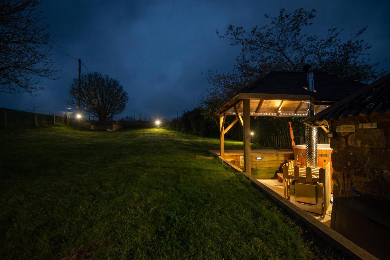 East Cottage * Wood Burning Hot Tub * Garden St Andrews Extérieur photo